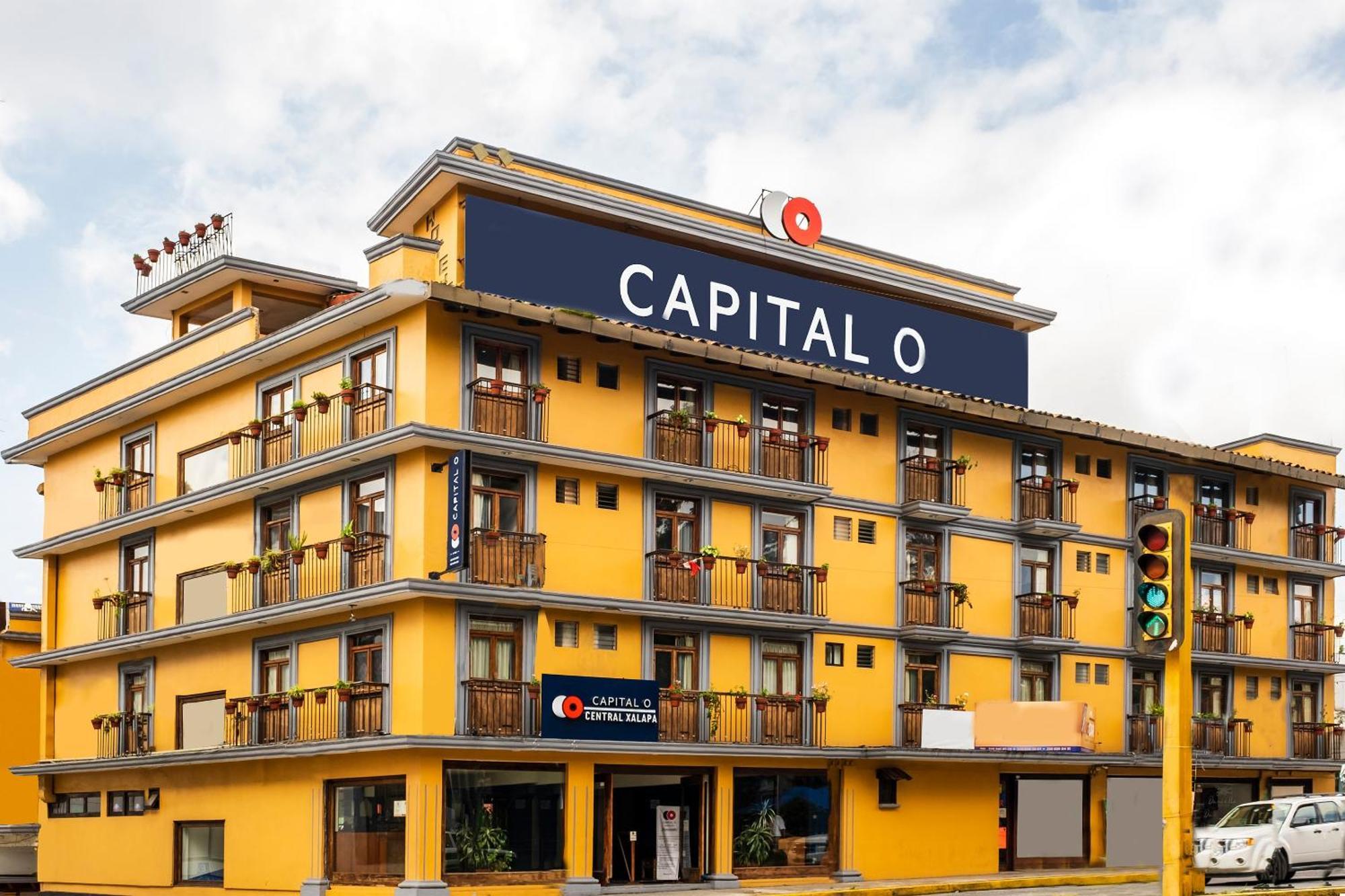 Capital O Hotel Central, 할라파 외부 사진