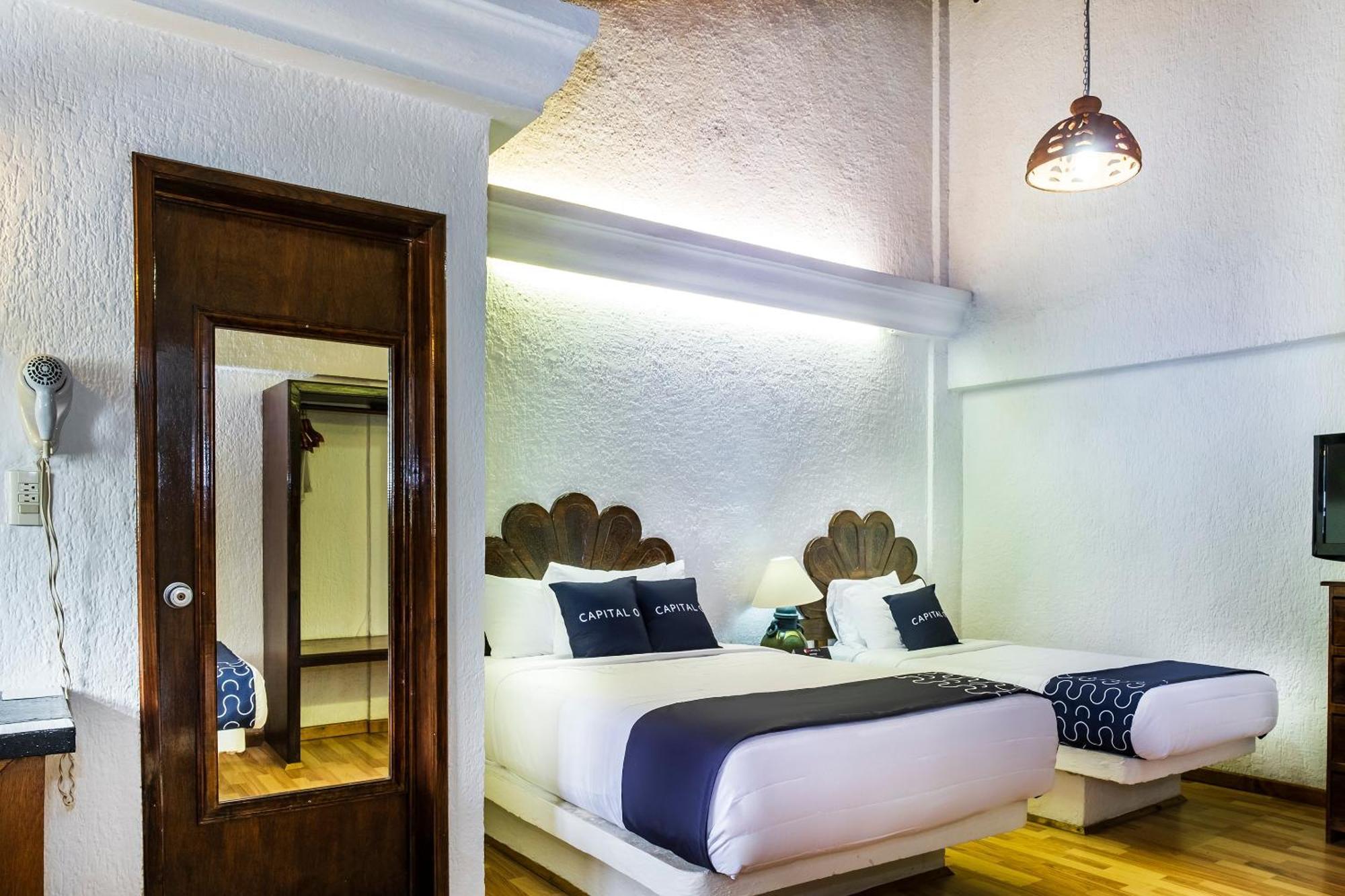 Capital O Hotel Central, 할라파 외부 사진