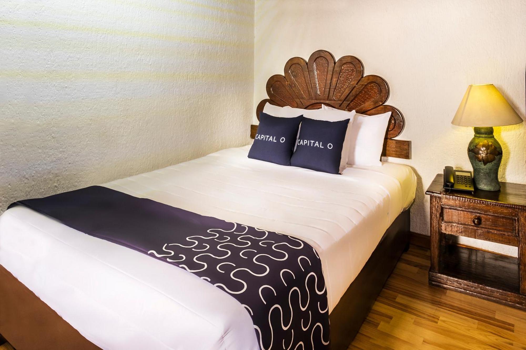 Capital O Hotel Central, 할라파 외부 사진