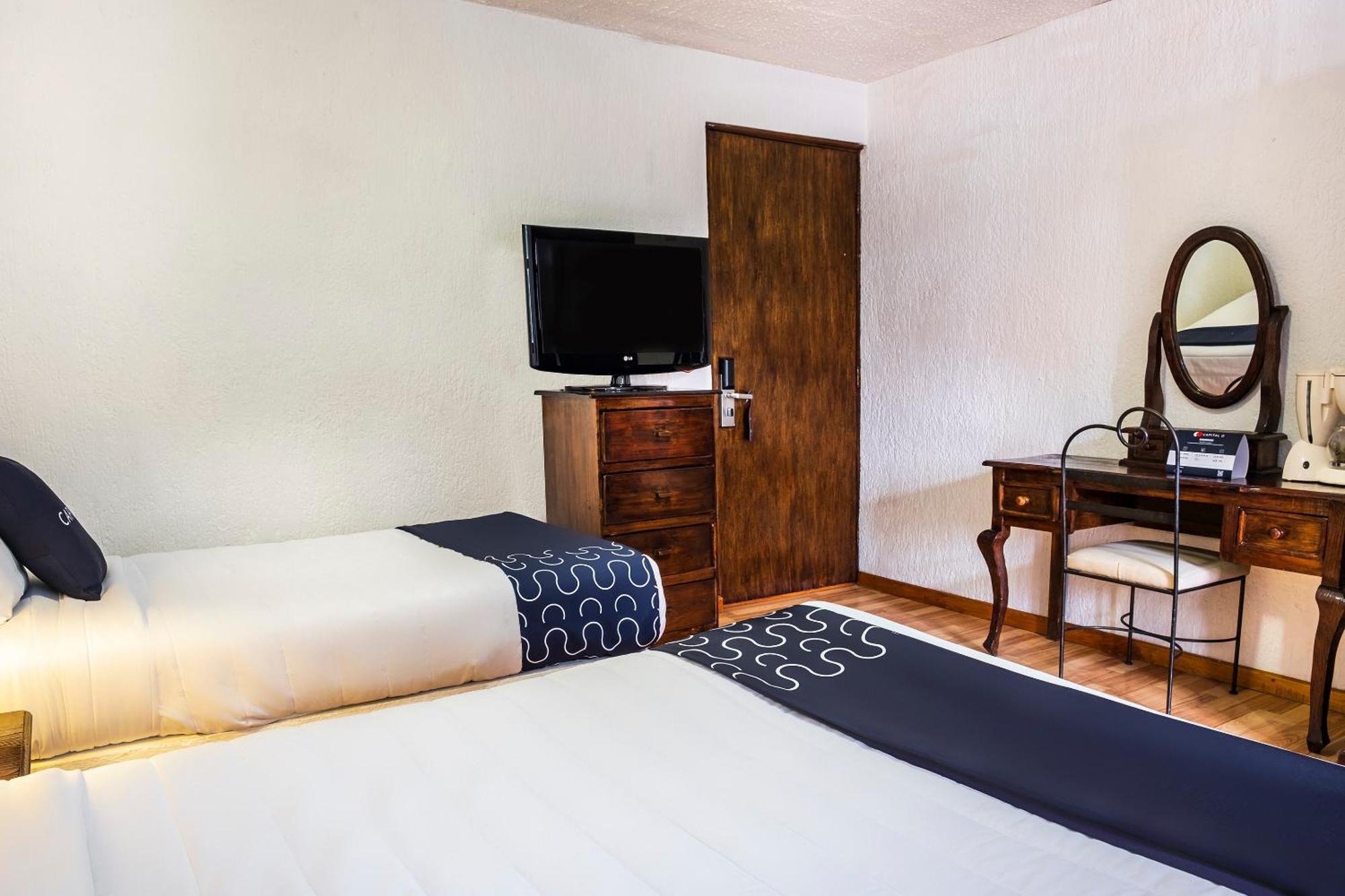 Capital O Hotel Central, 할라파 외부 사진
