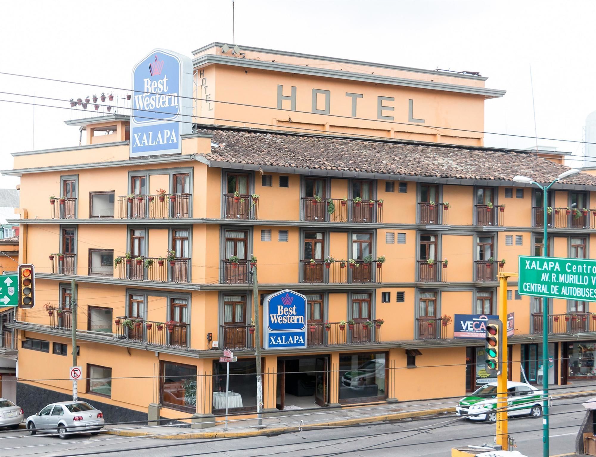 Capital O Hotel Central, 할라파 외부 사진